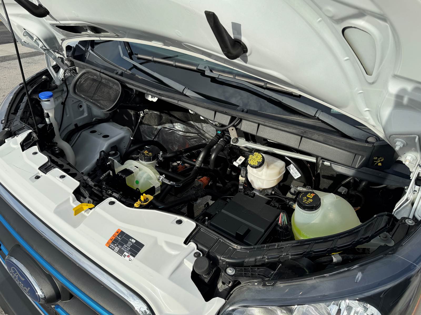 Used 2023 Ford E-Transit 350 - photo 23