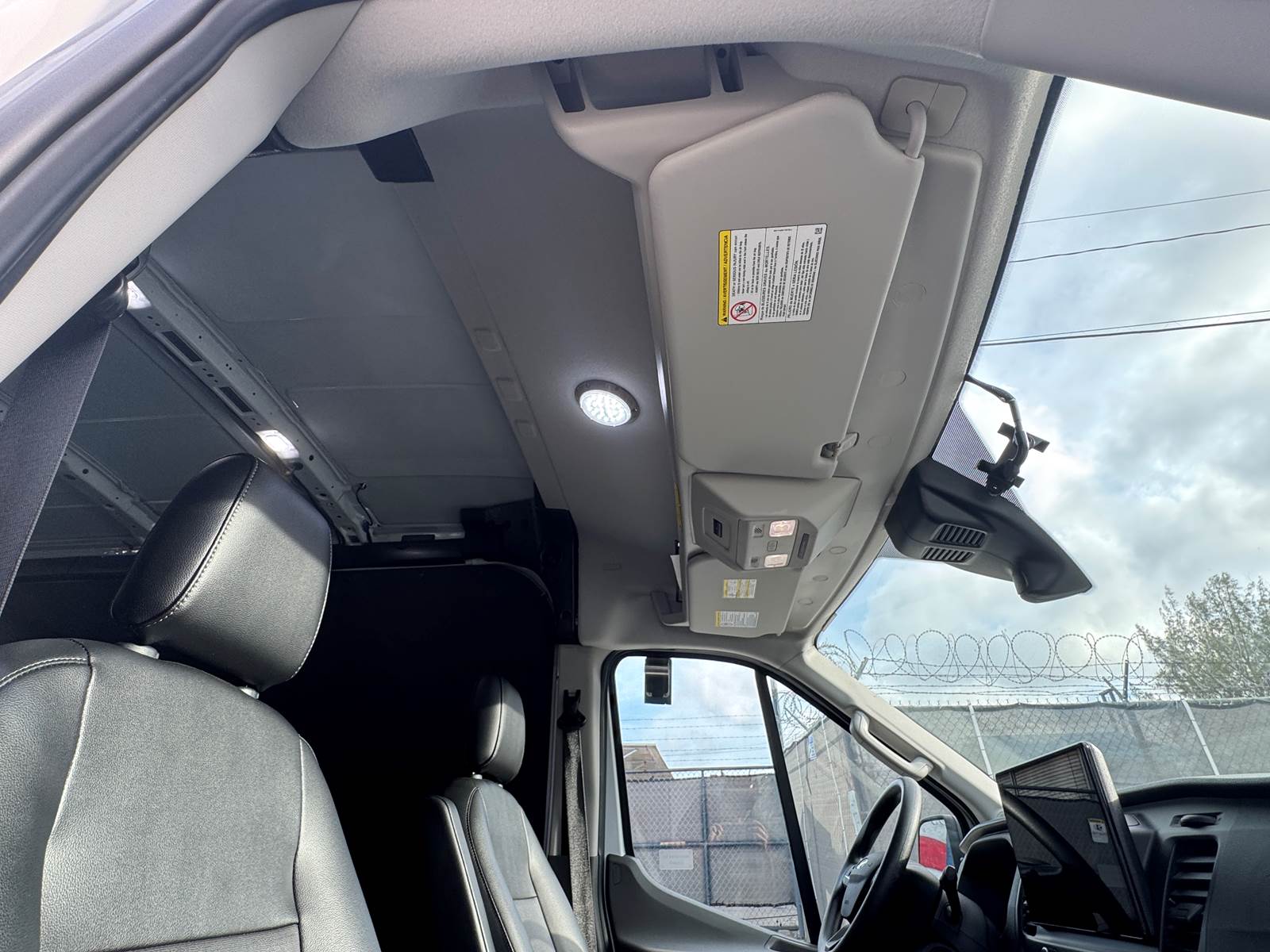 Used 2023 Ford E-Transit 350 - photo 42