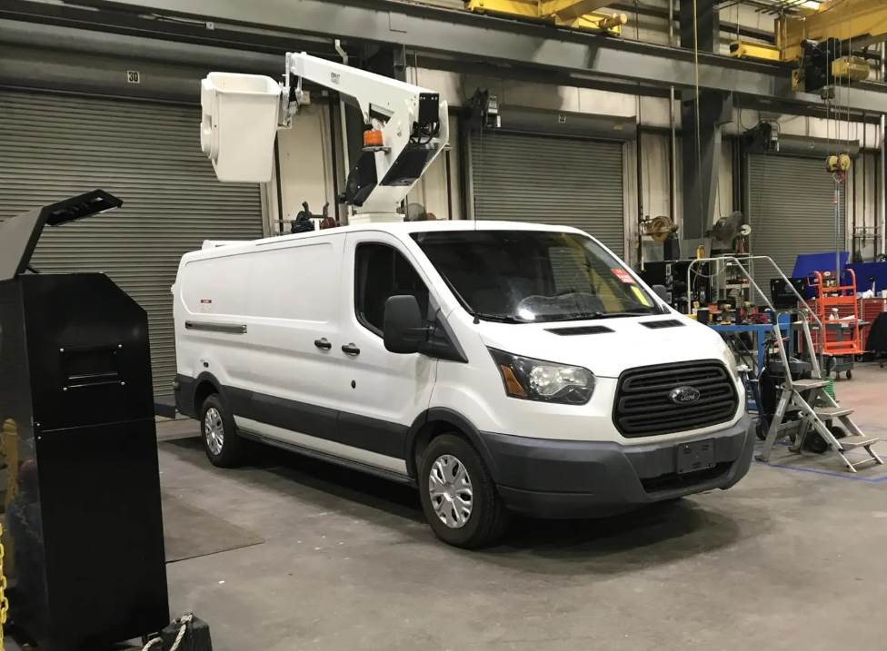 Used 2017 Ford Transit 350 - photo 5