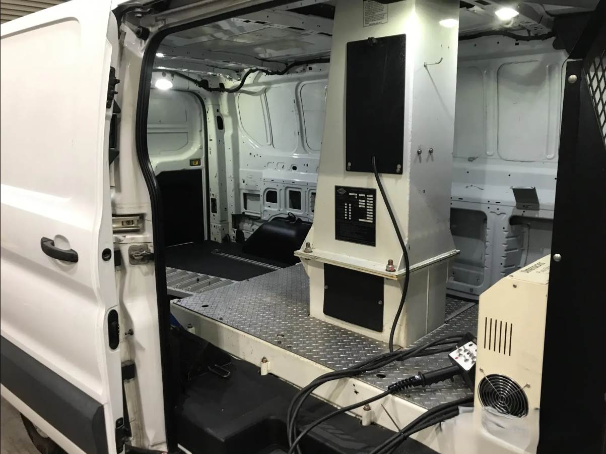 Used 2017 Ford Transit 350 - photo 7