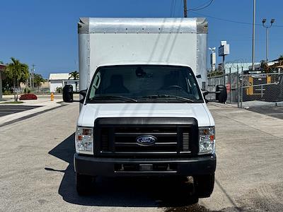 Used 2022 Ford E-350 - photo 1
