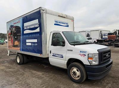Used 2023 Ford E-450 - photo 1
