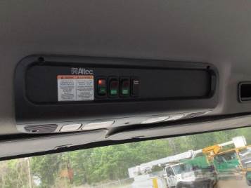Used 2015 Freightliner 108SD - photo 11