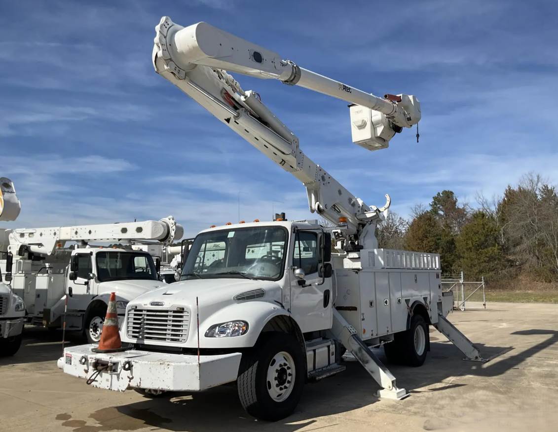 Used 2017 Freightliner M2 106 - photo 5