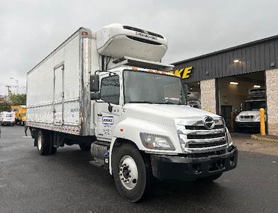 Used 2020 Hino 268A - photo 1