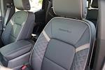 New 2025 GMC Canyon Denali Crew Cab 4x4 Pickup for sale #1N1837 - photo 17