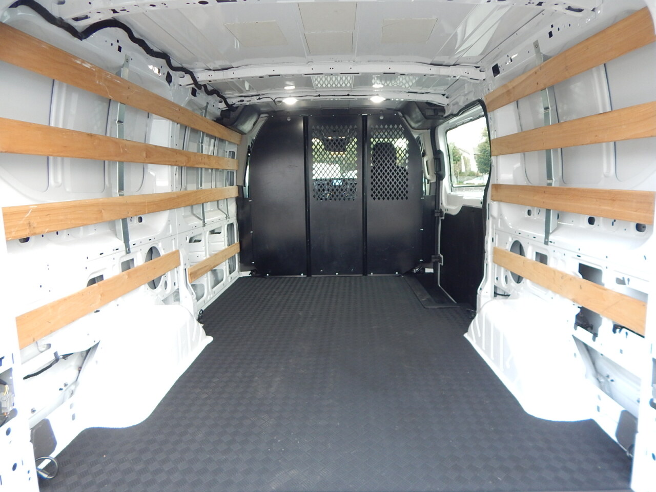 Used 2024 Ford Transit 250 - photo 6