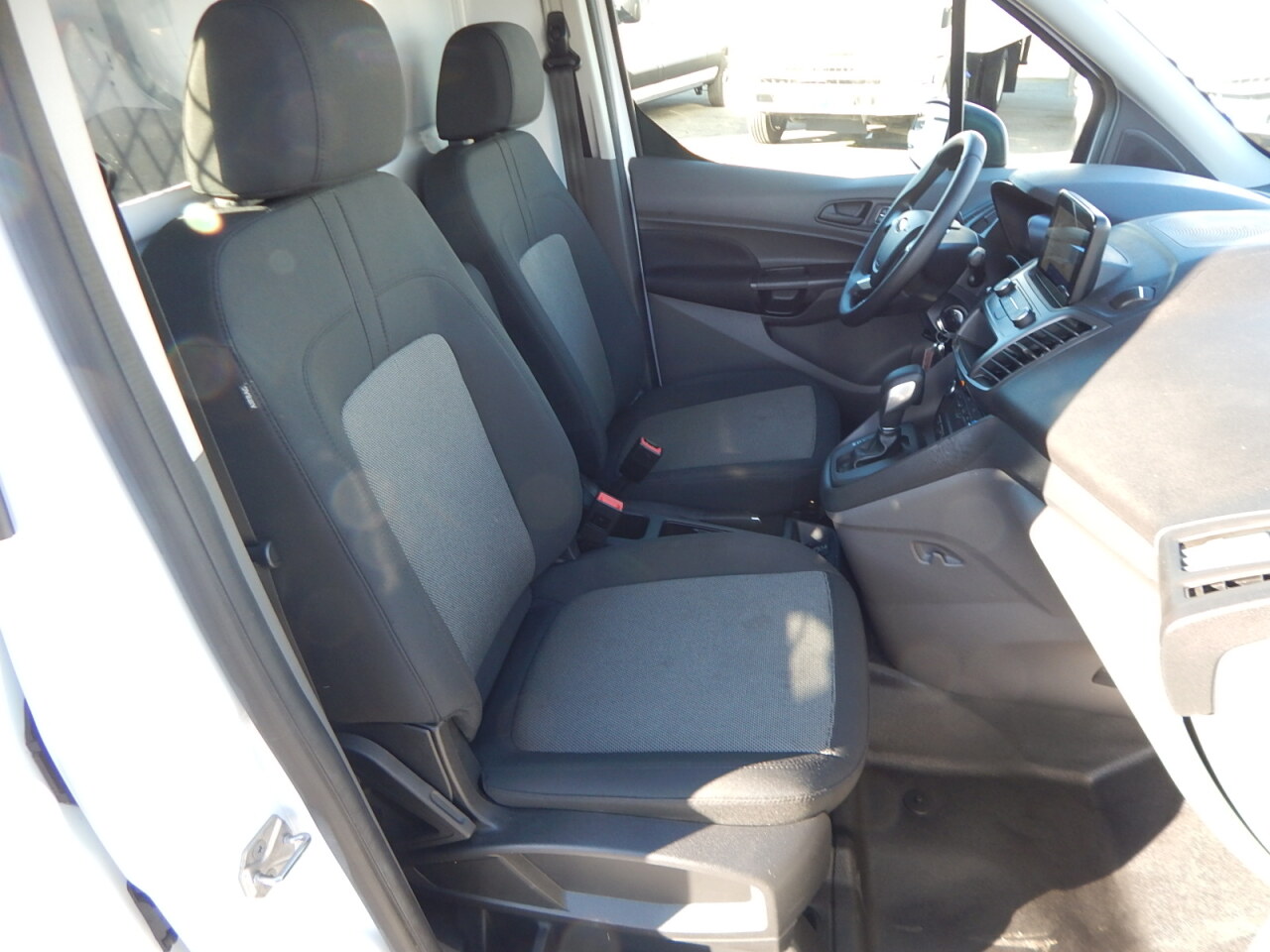 Used 2022 Ford Transit Connect - photo 21
