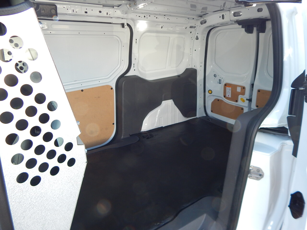 Used 2020 Ford Transit Connect - photo 17