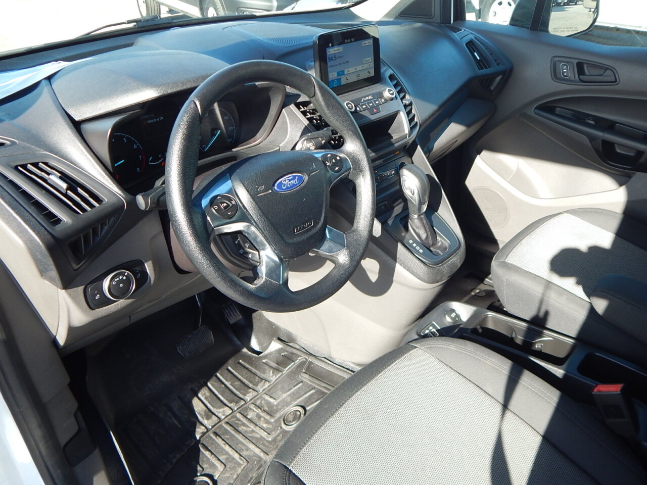 Used 2020 Ford Transit Connect - photo 6
