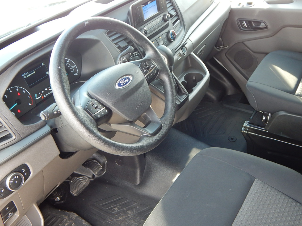 Used 2024 Ford Transit 250 - photo 5