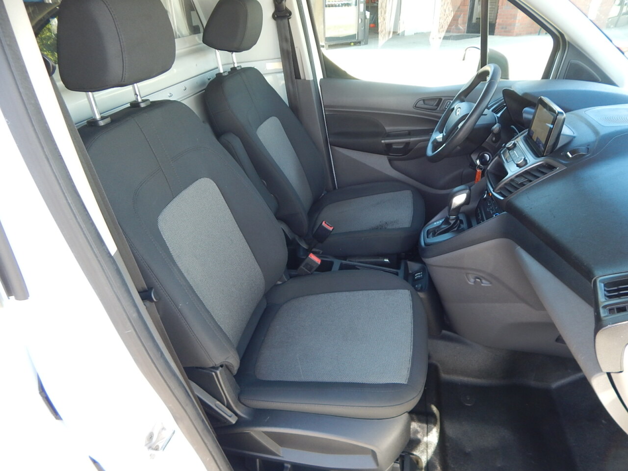 Used 2021 Ford Transit Connect - photo 22