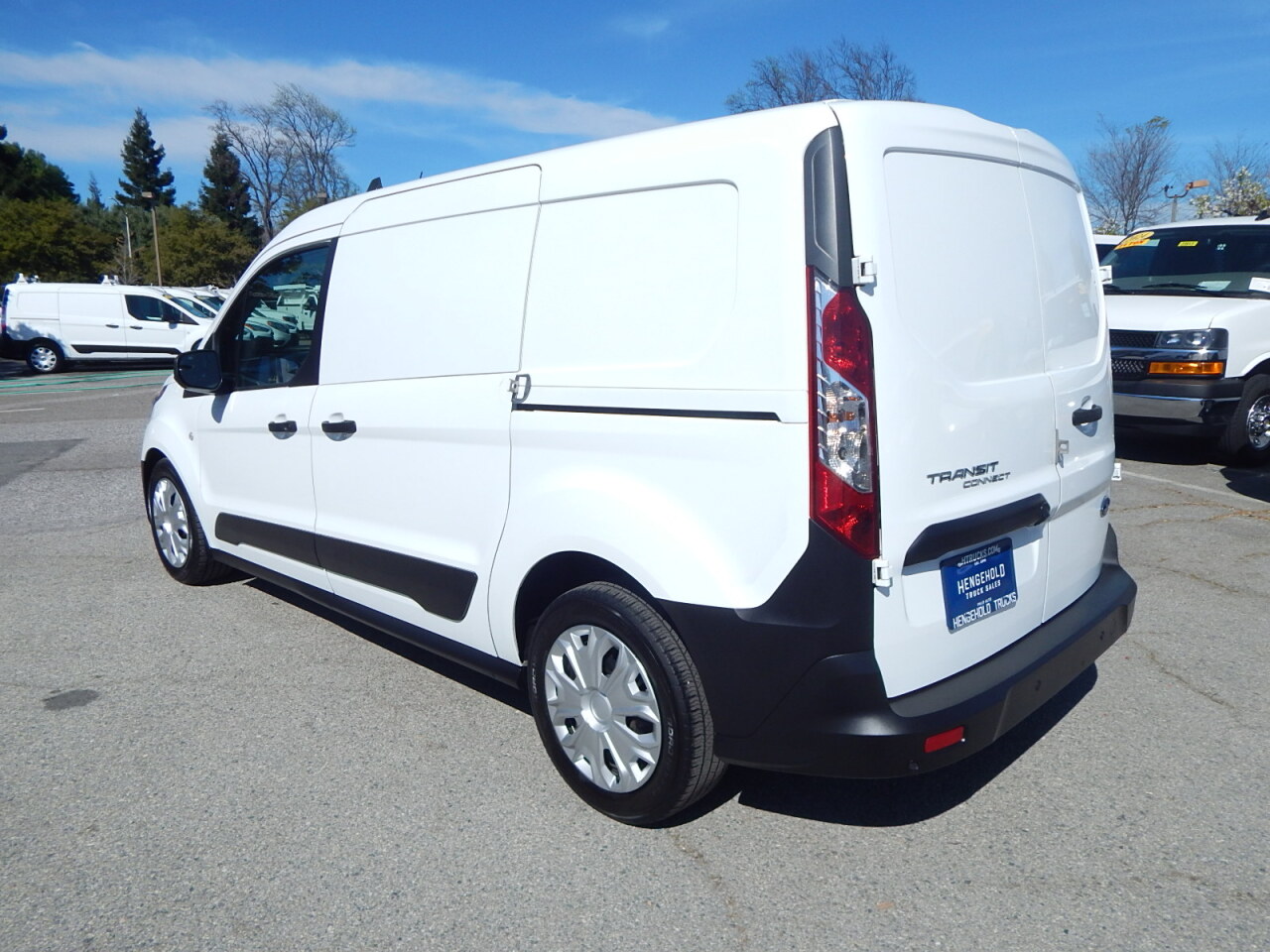 Used 2021 Ford Transit Connect - photo 2
