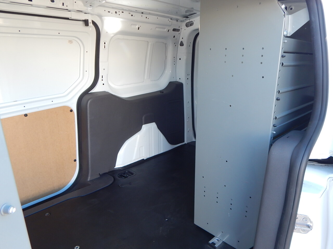 Used 2020 Ford Transit Connect - photo 17