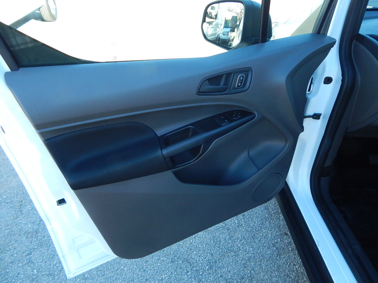 Used 2020 Ford Transit Connect - photo 20