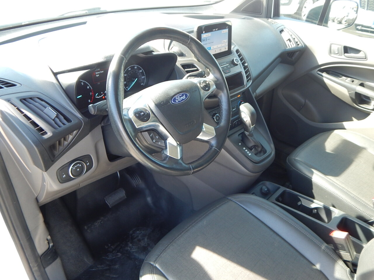 Used 2020 Ford Transit Connect - photo 5
