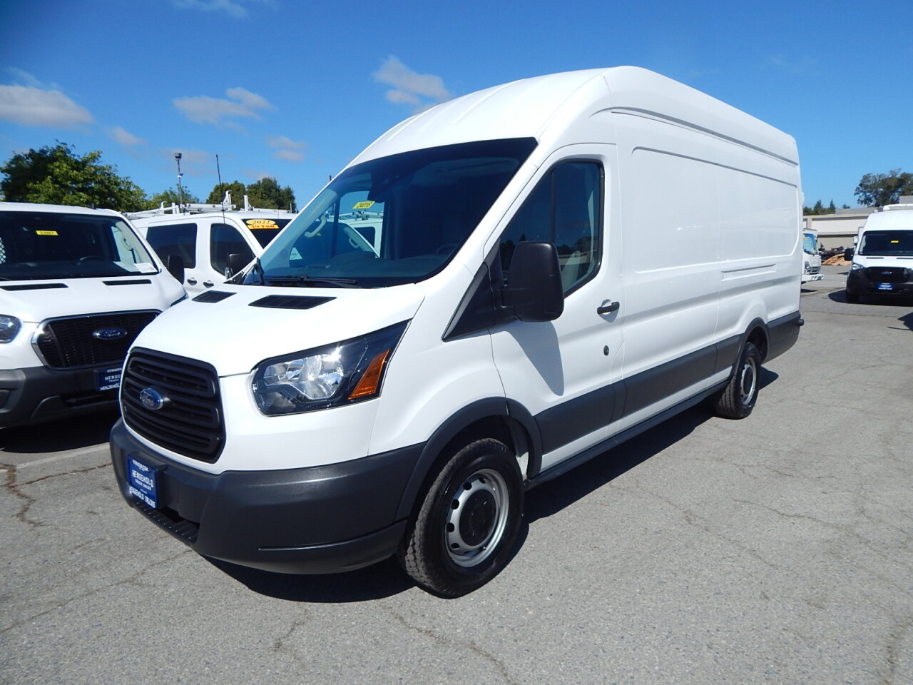 Used 2017 Ford Transit 250 - photo 1