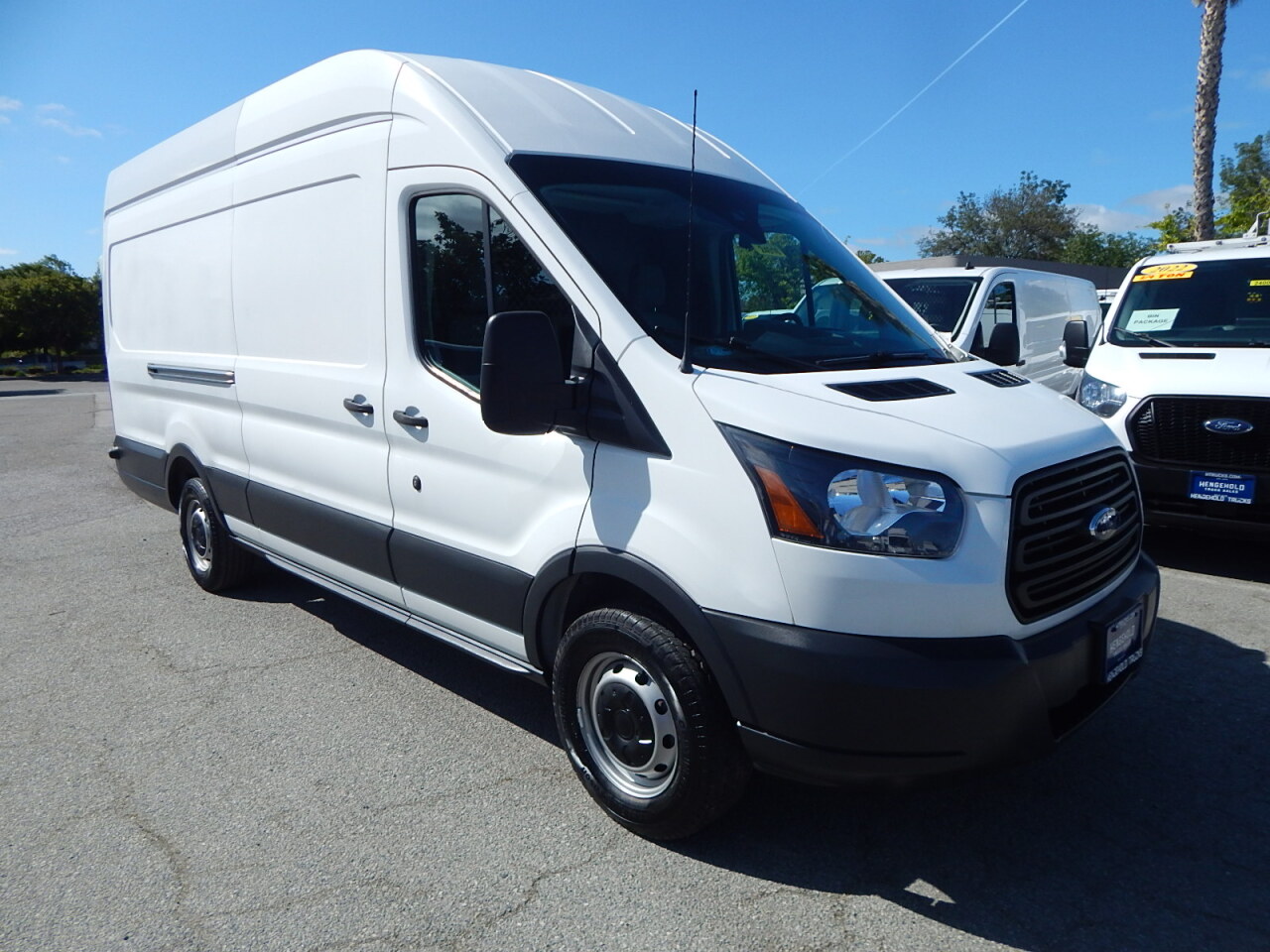 Used 2017 Ford Transit 250 - photo 12