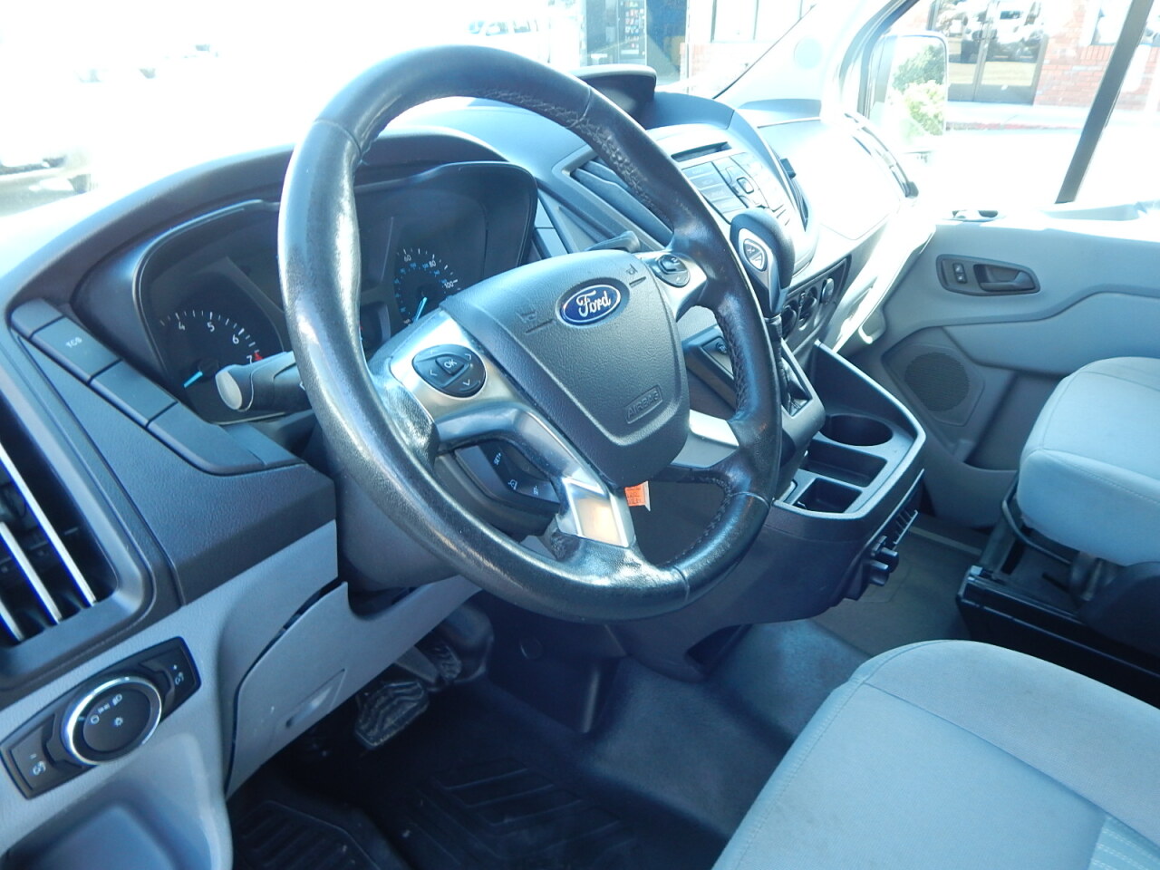 Used 2017 Ford Transit 250 - photo 19