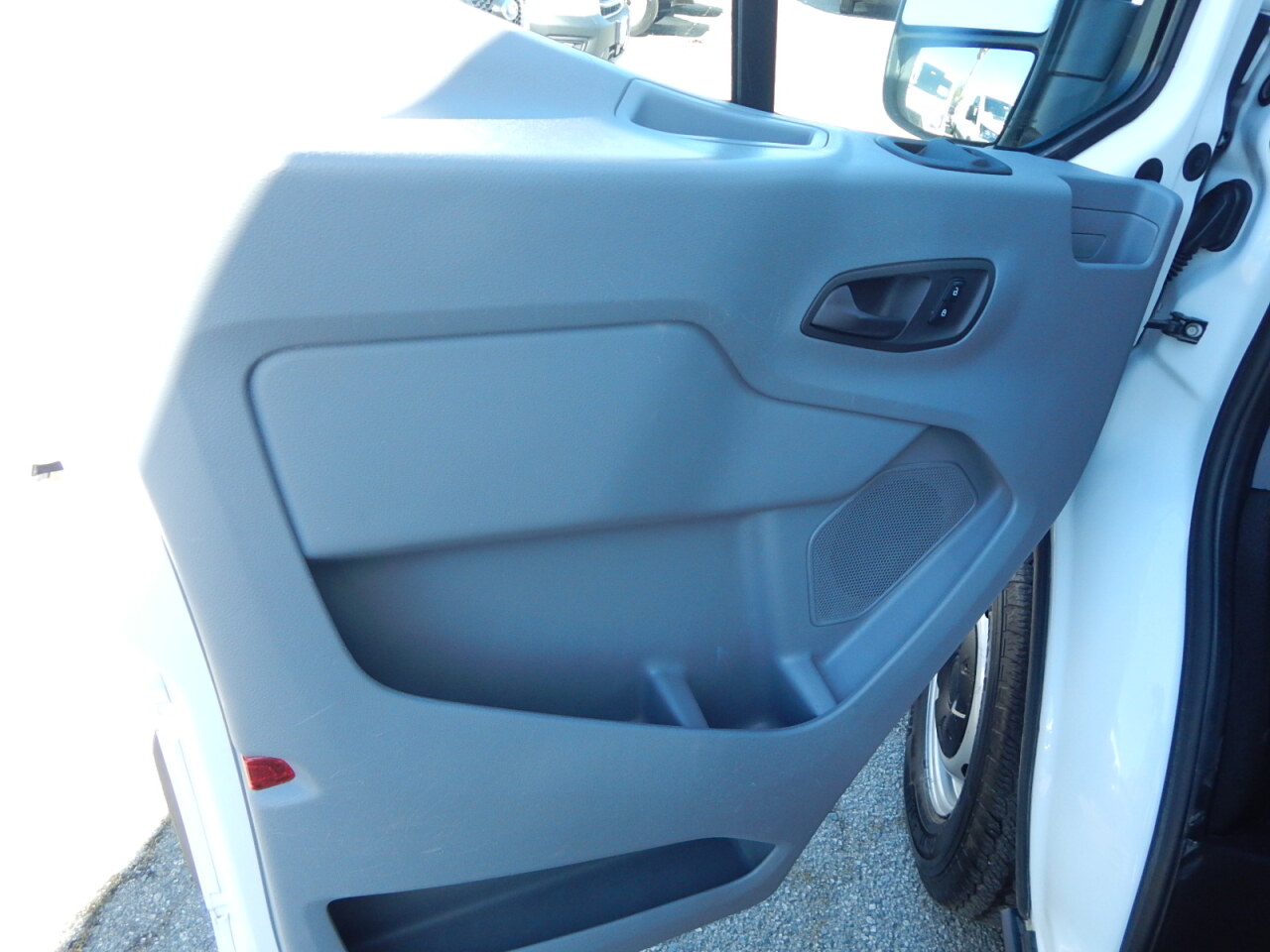 Used 2017 Ford Transit 250 - photo 21
