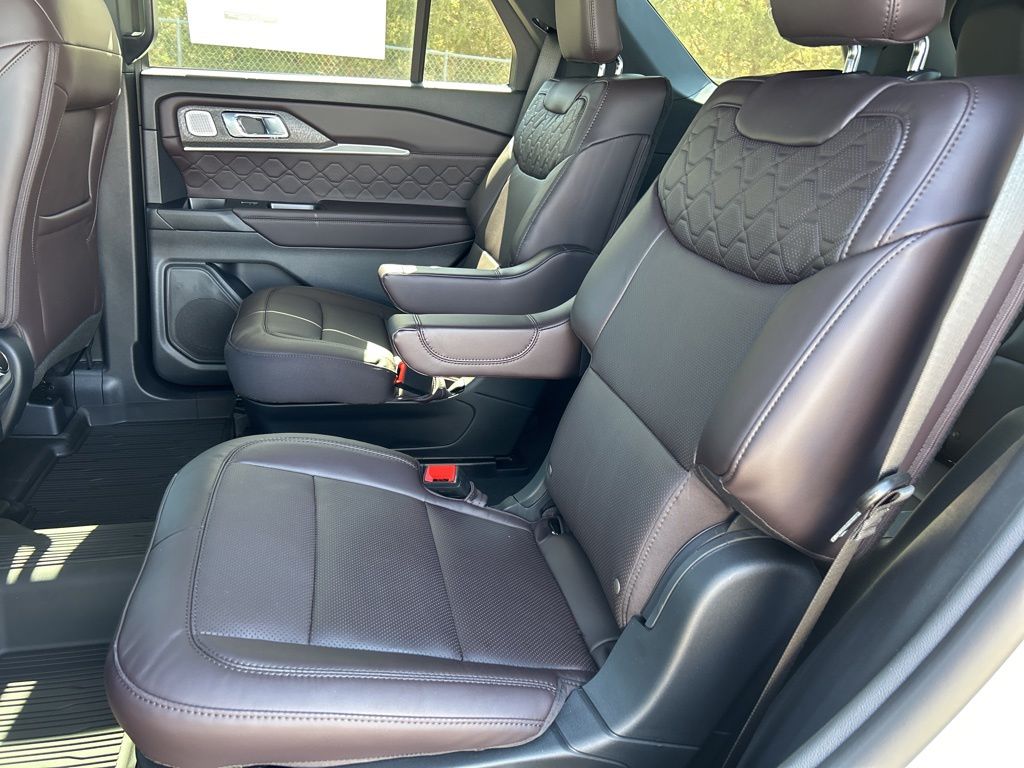New 2026 Ford Explorer - photo 35