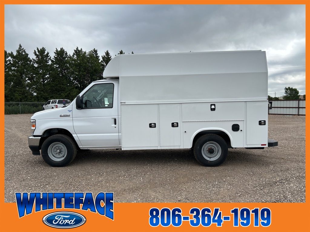 New 2025 Ford E-350 - photo 6
