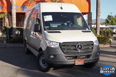Used 2022 Mercedes-Benz Sprinter 2500 - photo 1