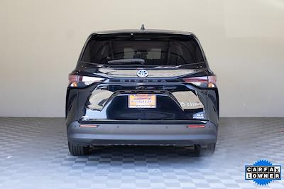 2023 Toyota Sienna AWD Minivan for sale #57116 - photo 2