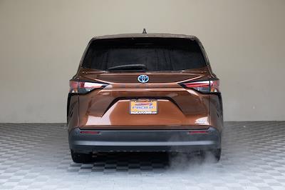 2021 Toyota Sienna FWD Minivan for sale #57774 - photo 2