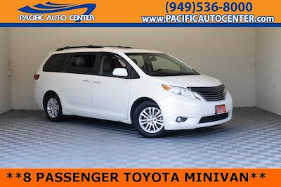 Used 2017 Toyota Sienna XLE Premium Minivan for sale #59218B - photo 1
