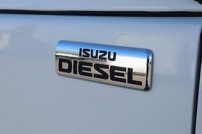 Used 2022 Isuzu NRR - photo 1