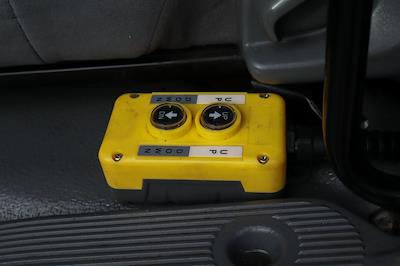 Used 2018 Isuzu NRR - photo 1