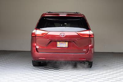Used 2017 Toyota Sienna XLE Minivan for sale #60482 - photo 2