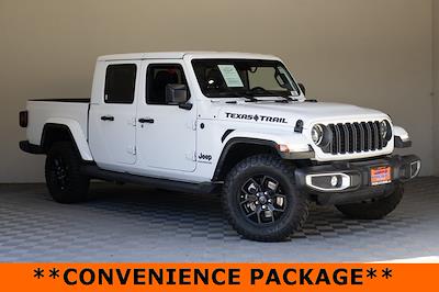 Used 2024 Jeep Gladiator Sport Crew Cab for sale #60565 - photo 2