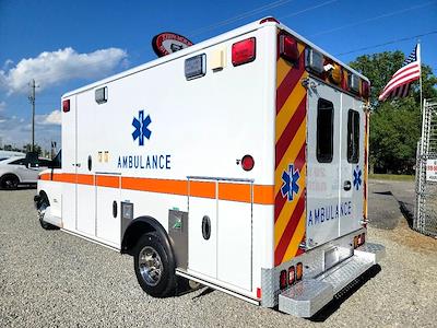 Used 2013 Chevrolet Express 4500 Ambulance for sale #G23032 - photo 2
