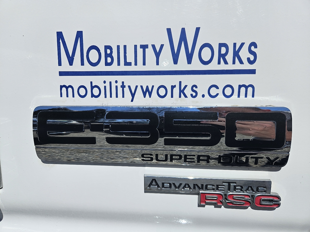 Used 2014 Ford E-350 - photo 57