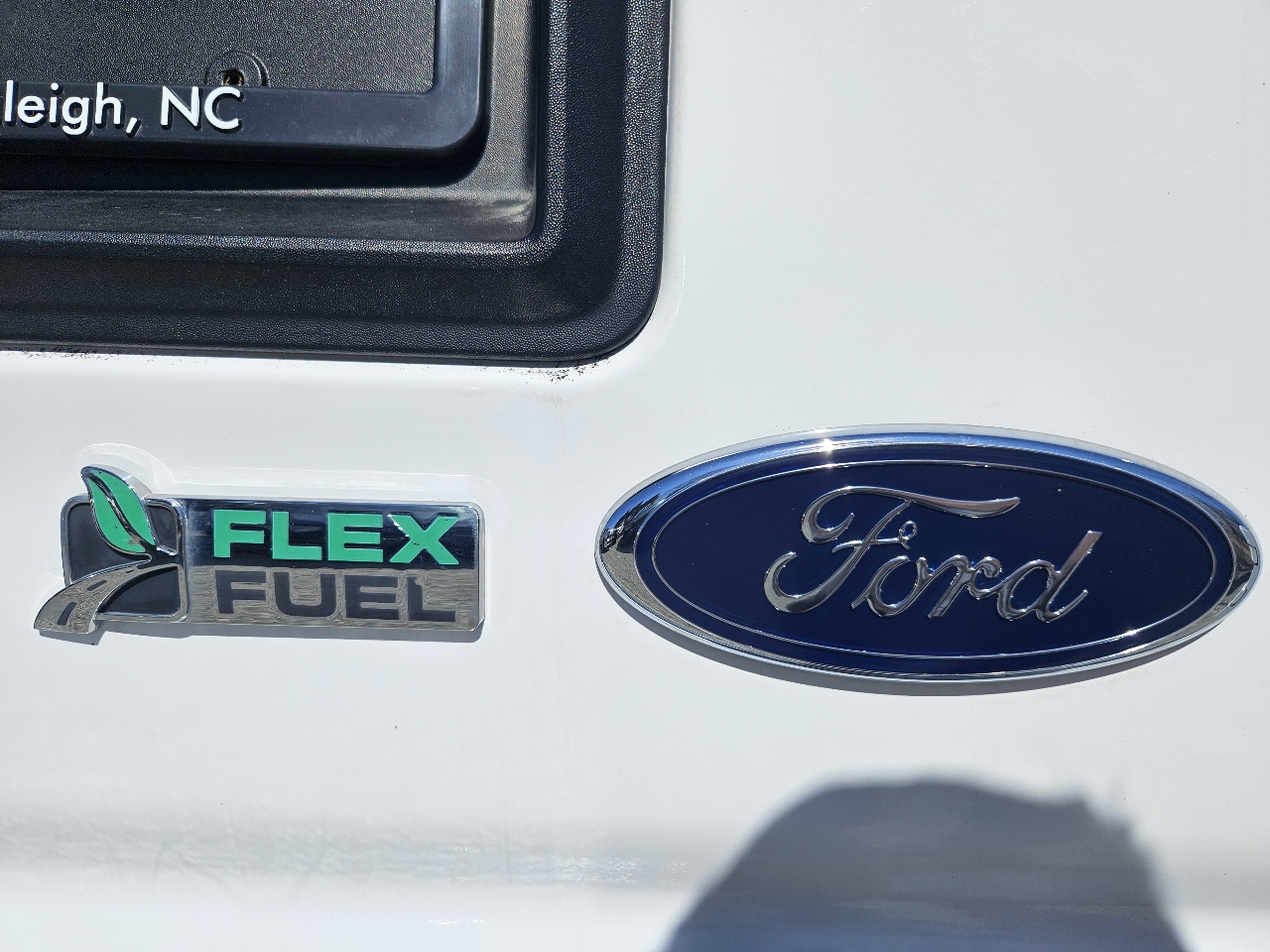 Used 2014 Ford E-350 - photo 58