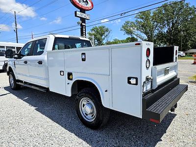 Used 2017 Ford F-350 Crew Cab Service Truck for sale #G25028 - photo 2