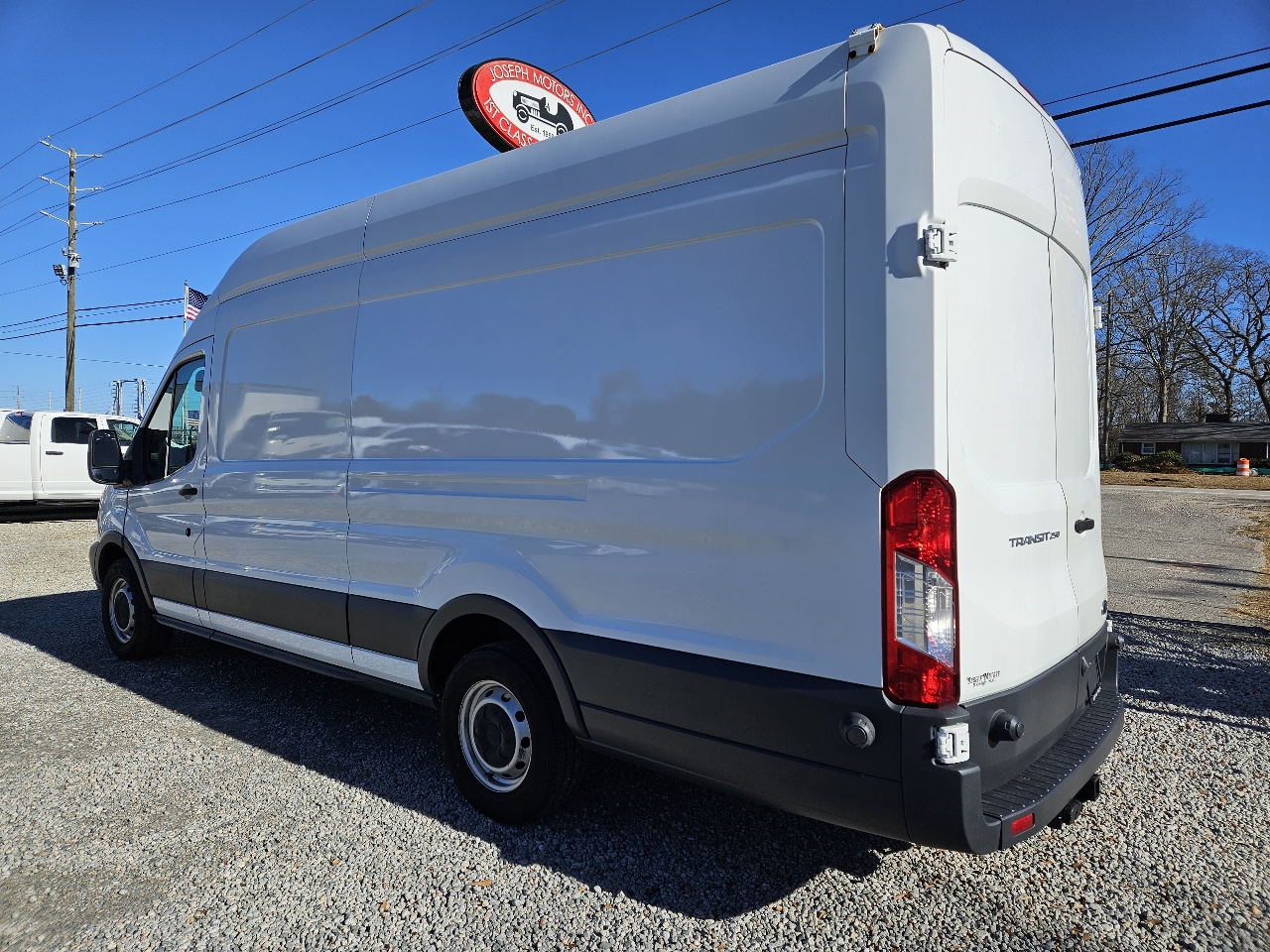 Used 2016 Ford Transit 250 - photo 2