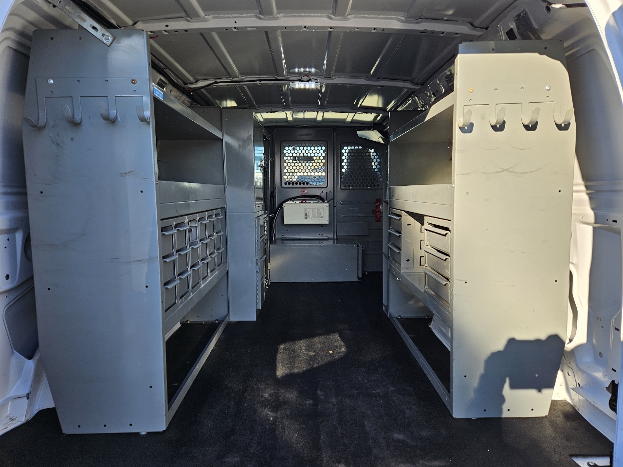 Used 2014 Ford E-250 - photo 19