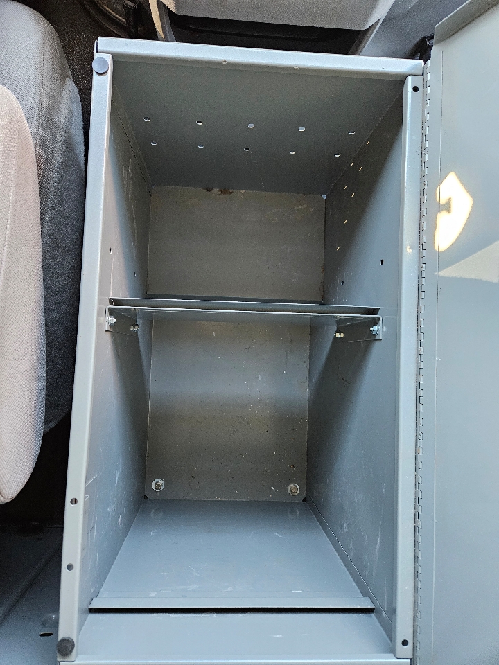 Used 2014 Ford E-250 - photo 43