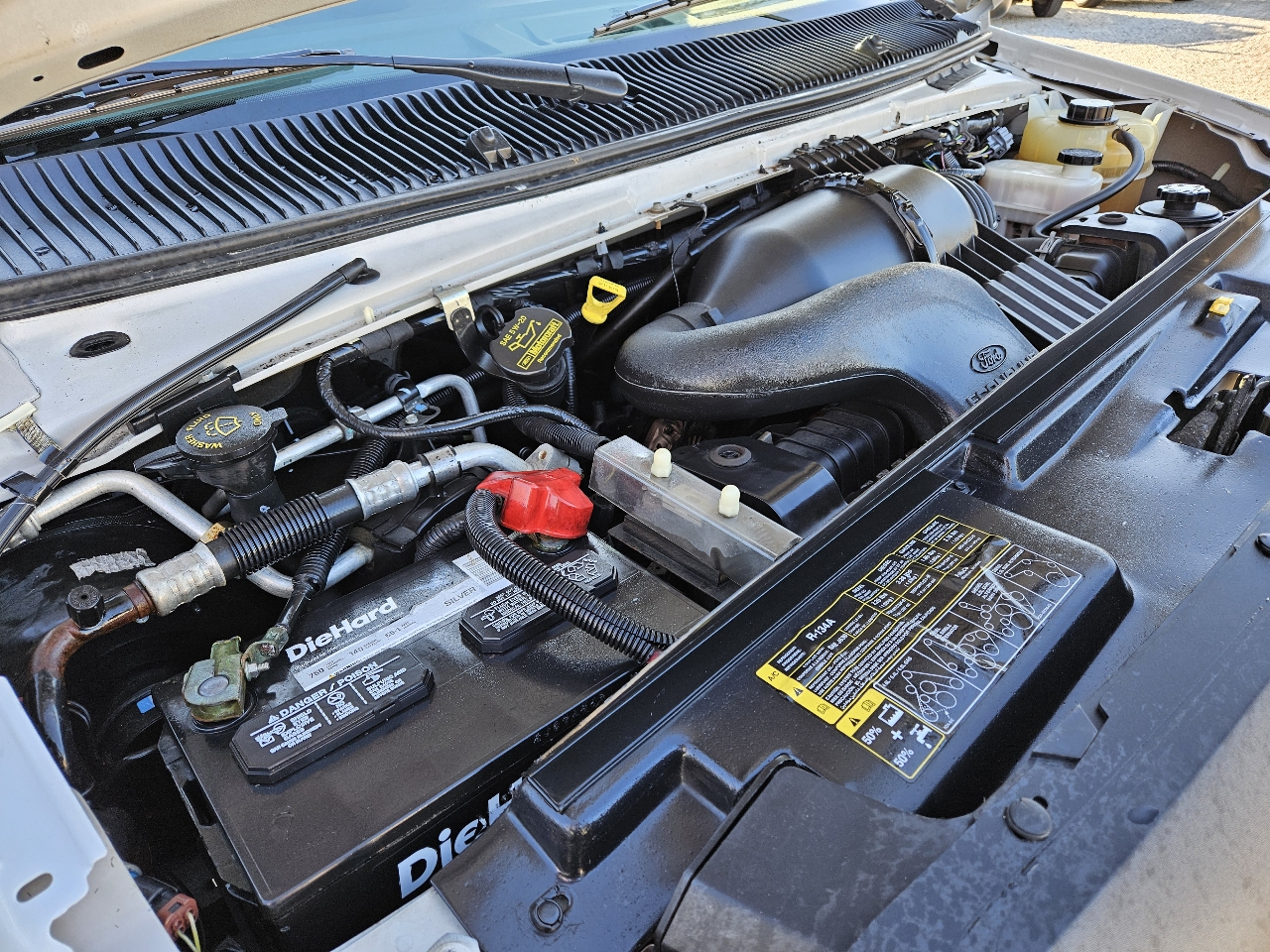 Used 2014 Ford E-250 - photo 47