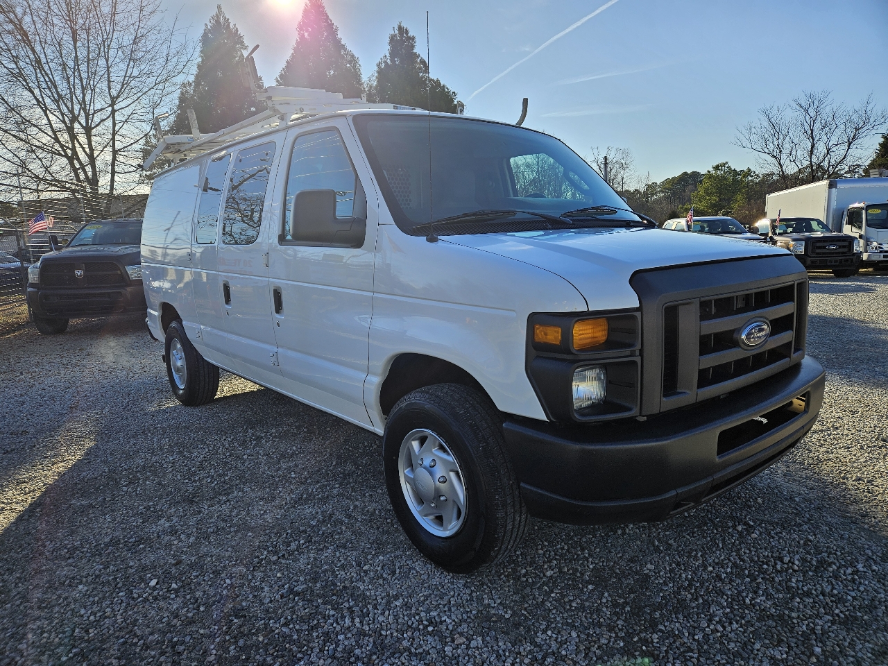Used 2014 Ford E-250 - photo 9