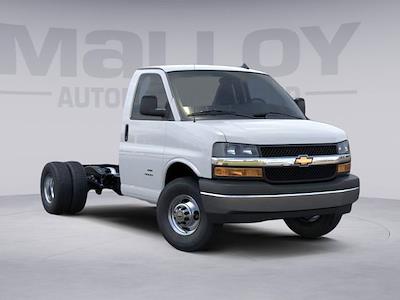 New 2026 Chevrolet Express 3500 - photo 1
