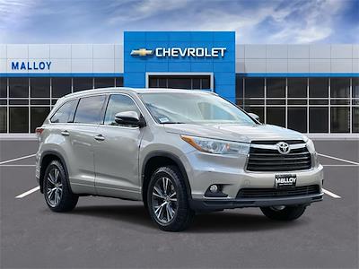 2016 Toyota Highlander 4x4 SUV for sale #P1530A - photo 1