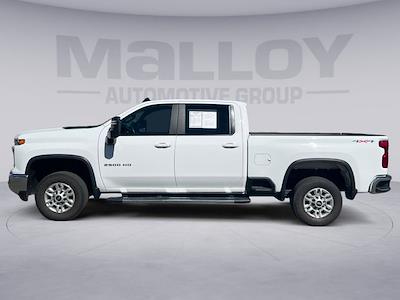 Used 2025 Chevrolet Silverado 2500 - photo 1