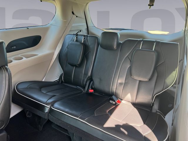 Used 2023 Chrysler Pacifica - photo 18