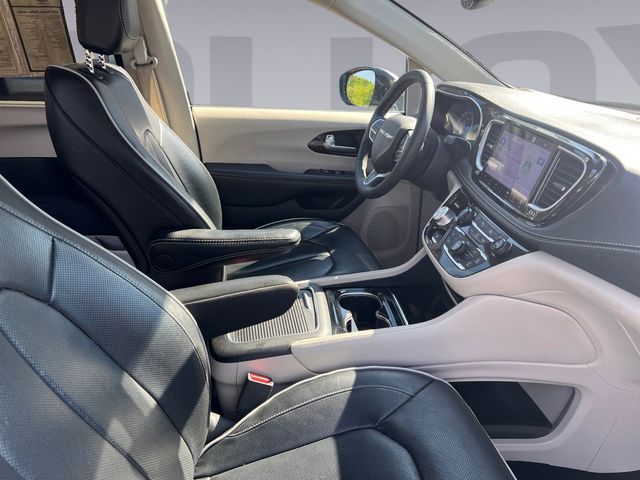 Used 2023 Chrysler Pacifica - photo 19