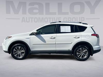 Used 2018 Toyota RAV4 - photo 1