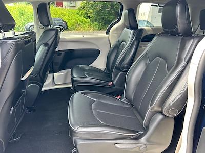 2020 Chrysler Pacifica FWD Minivan for sale #5178 - photo 2